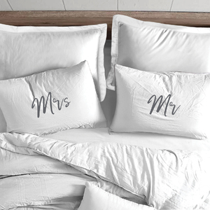 Everything_but_Flowers_Wedding Mr and Mrs Pillow Set