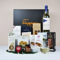 Everything_but_Flowers_Robert Oatley's Sauvignon Blanc Gourmet Hamper  